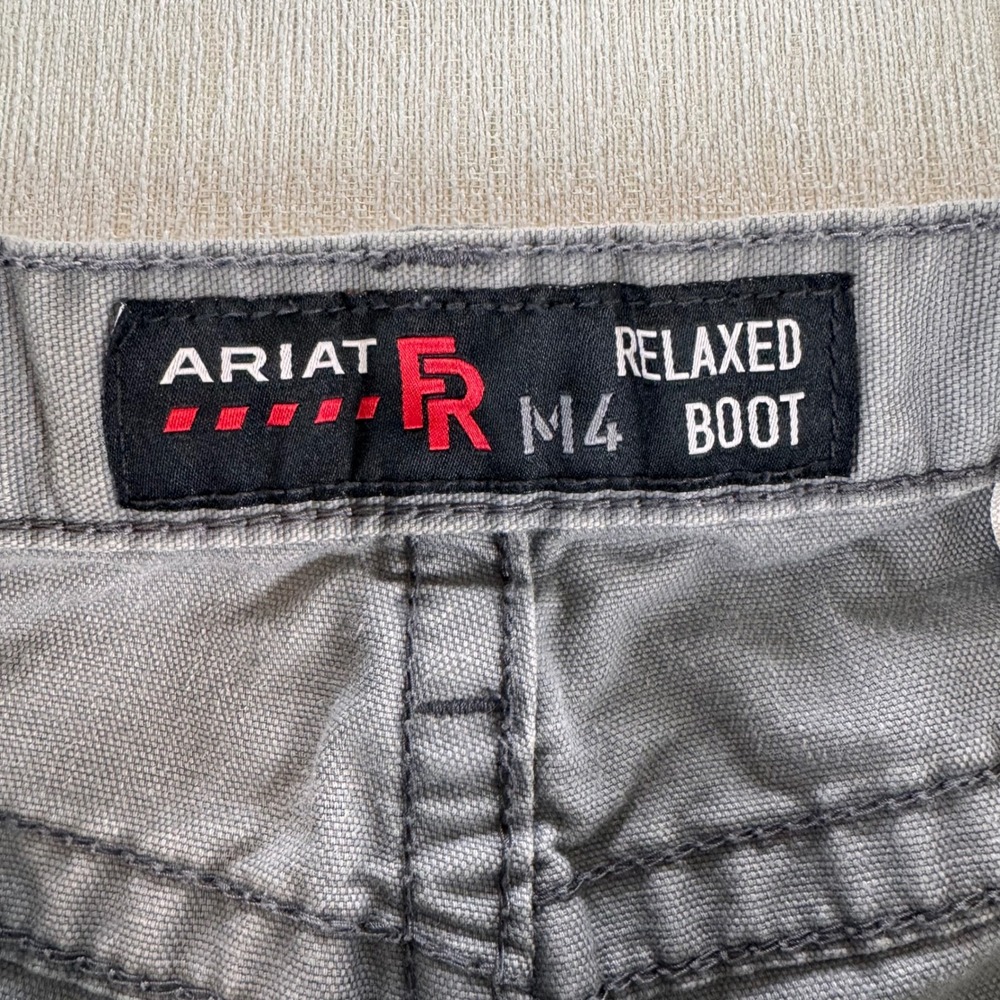 Ariat FR M4 Relaxed Boot Cut Work Pants Mens 32x30 Gray Westex UltraSoft Canvas - Picture 4 of 13
